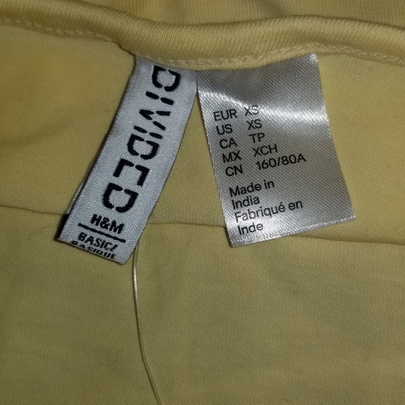 Divided by H&M  crop tank - Picture 3 of 3
